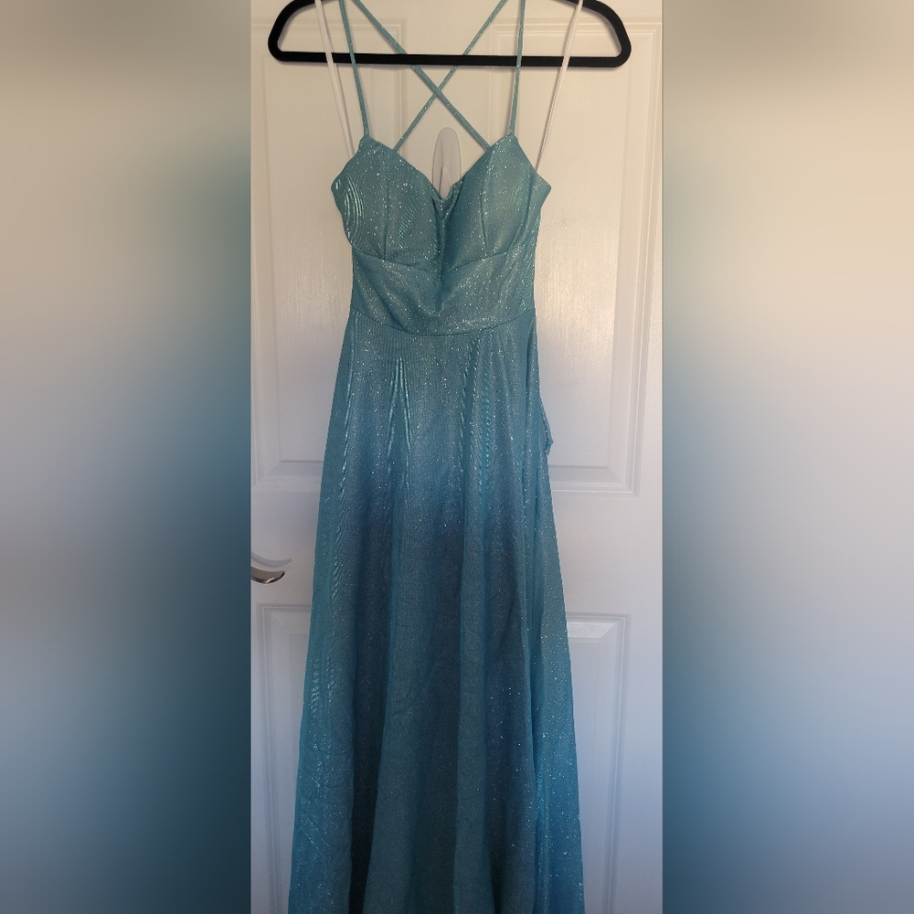 PROM DRESS/EVENING DRESS